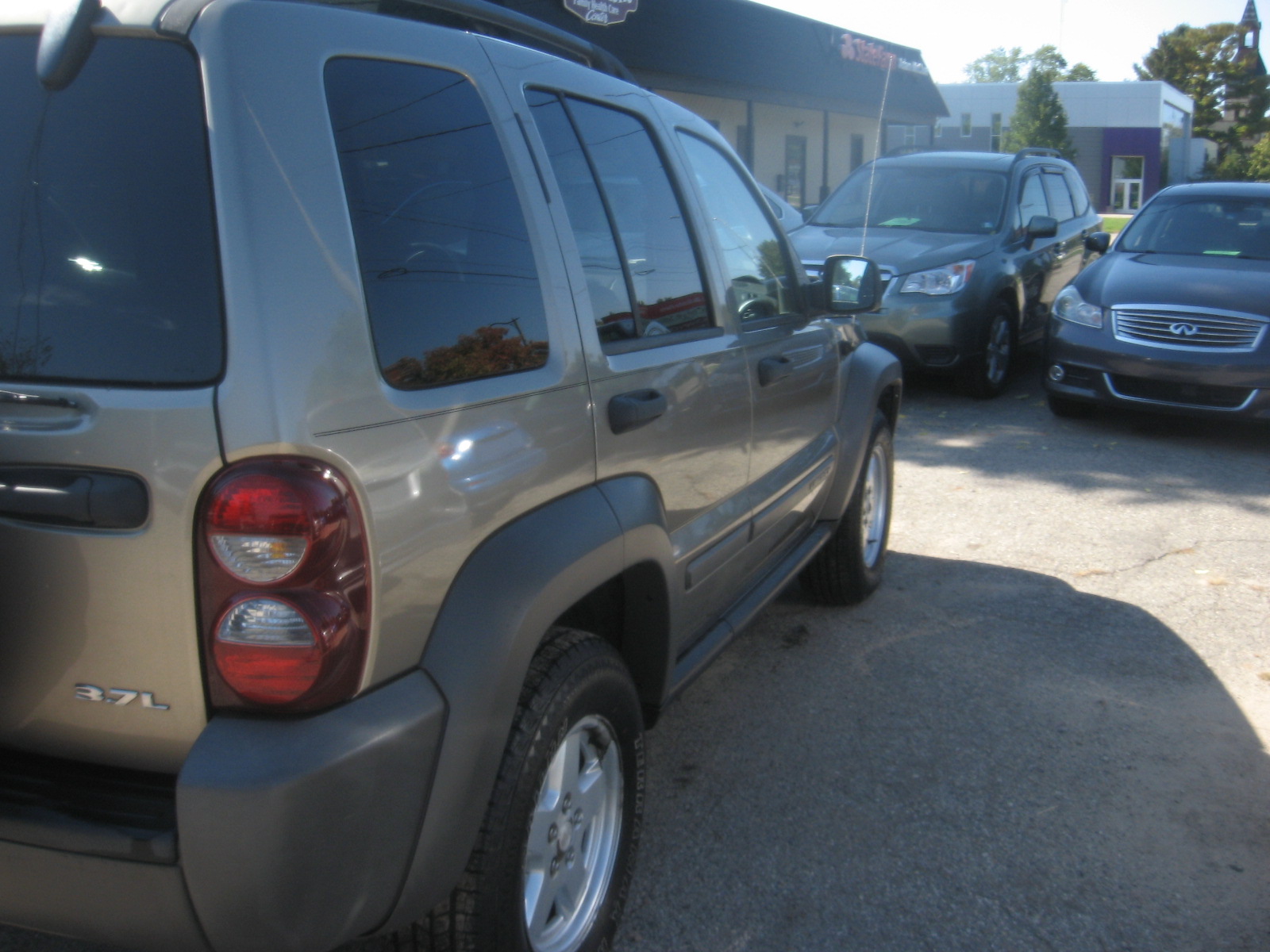 Used 2007 Jeep Liberty 4WD Sport image 4