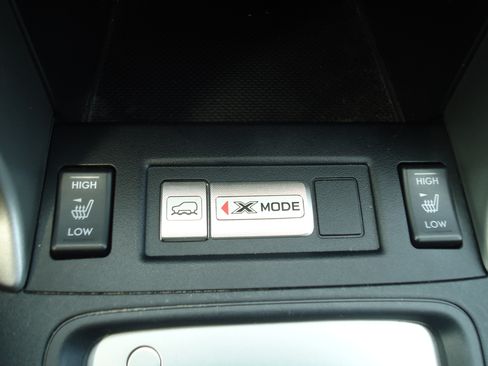 Used 2017 Subaru Forester 2.5i Premium AWD/4WD image 16