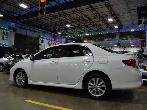 Used 2010 Toyota Corolla S image 12