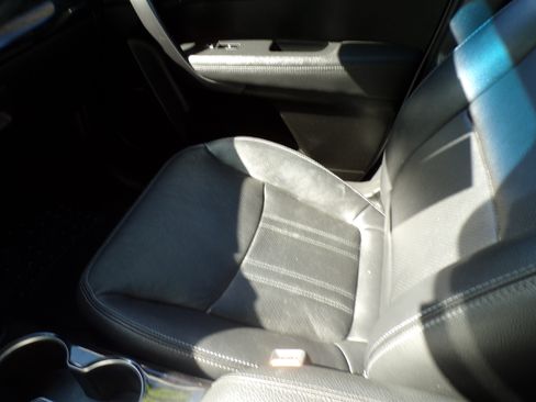 Used 2014 Kia Sorento EX-L image 17