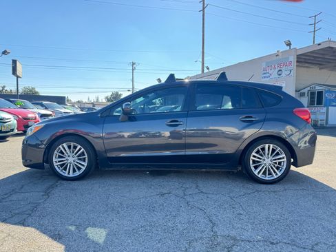 Used 2012 Subaru Impreza 2.0i Premium image 3