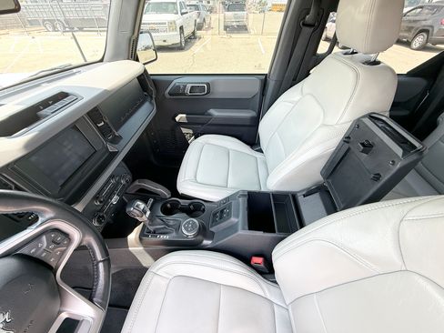Used 2022 Ford Bronco 4-Door AWD/4WD image 13