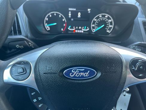 Used 2020 Ford Transit Connect XL image 32
