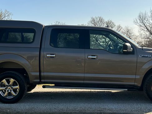 Used 2018 Ford F150 XLT image 9