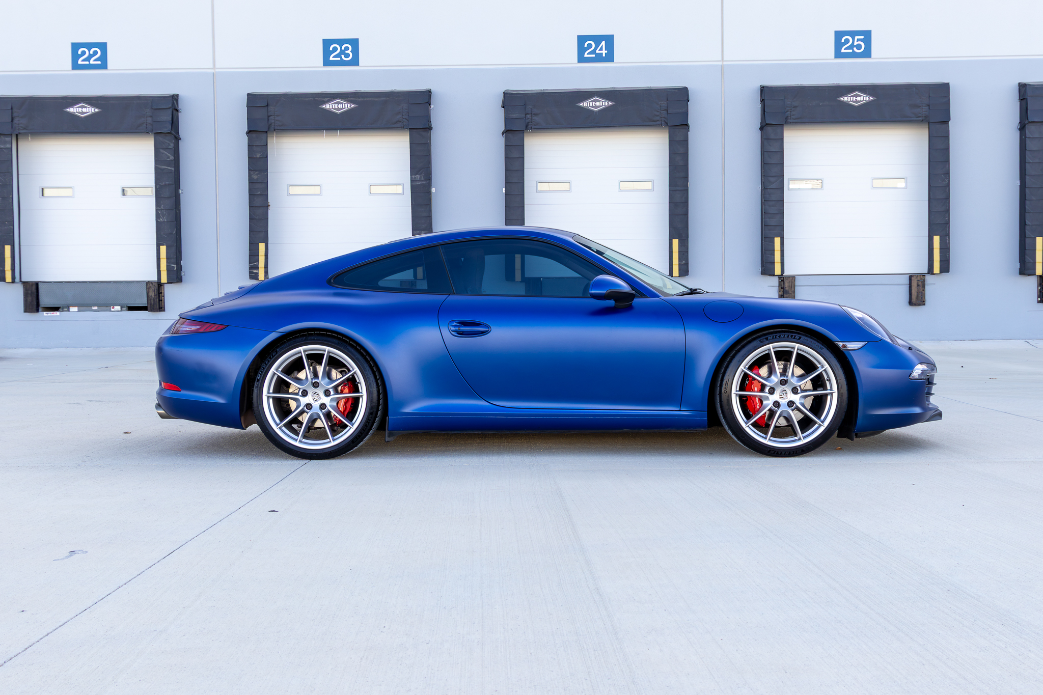 Used 2013 Porsche 911 Carrera S RWD image 4