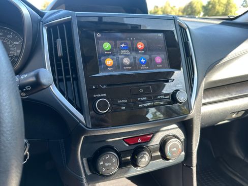 Used 2019 Subaru Impreza 2.0i Premium image 12