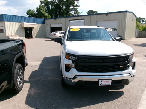 Used 2025 Chevrolet Silverado 1500 2WD Regular Cab W/T image 24