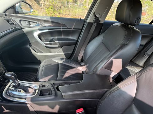 Used 2016 Buick Regal Premium image 41