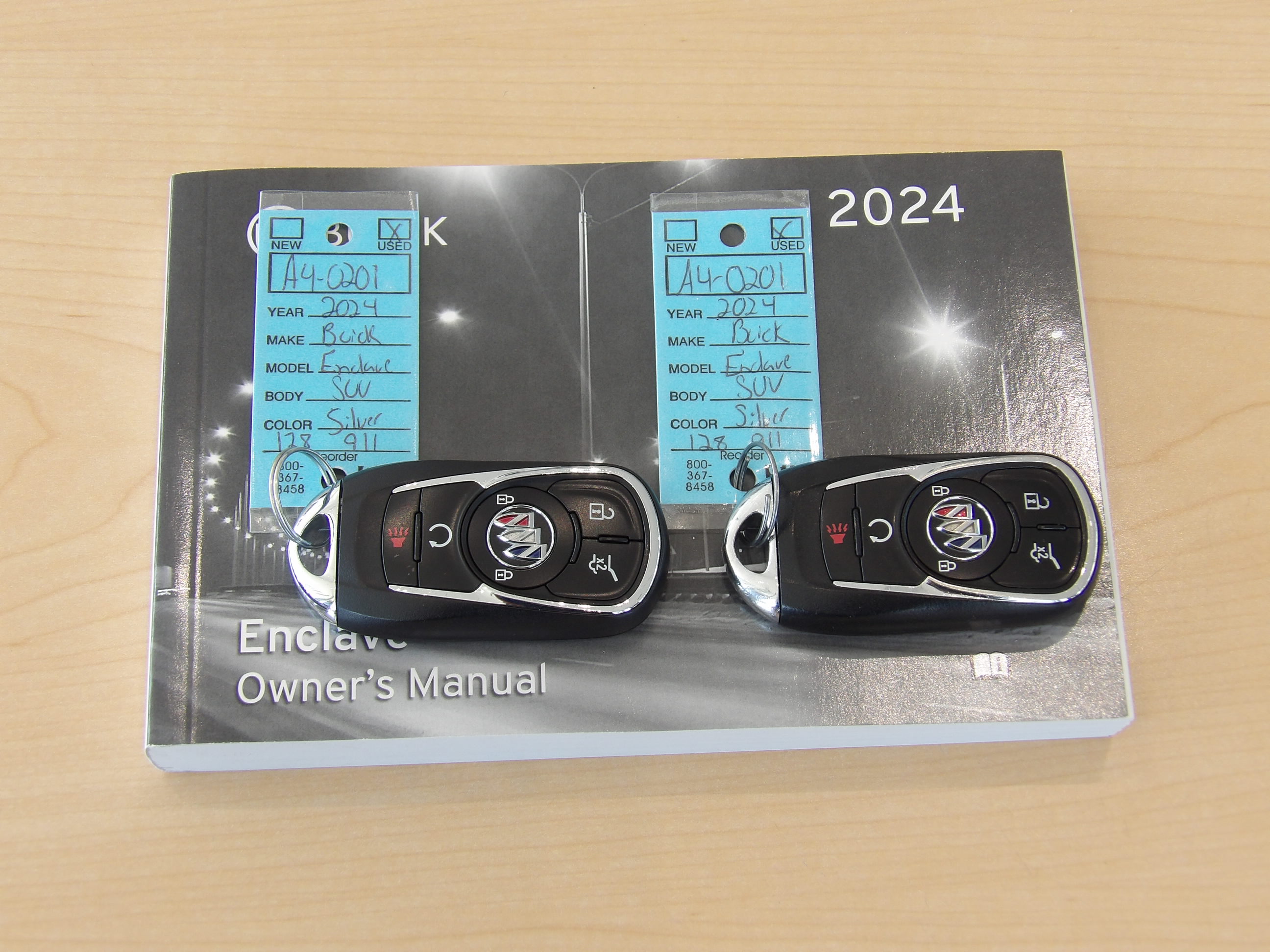 Used 2024 Buick Enclave Essence FWD image 32