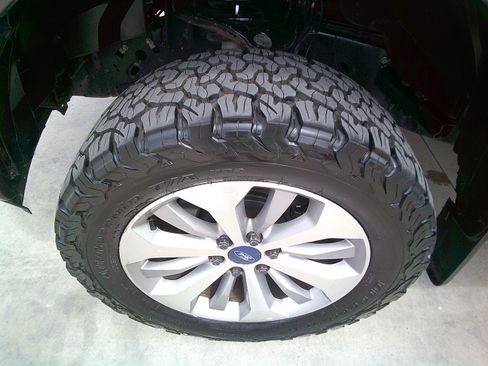 Used 2018 Ford F150 STX image 19