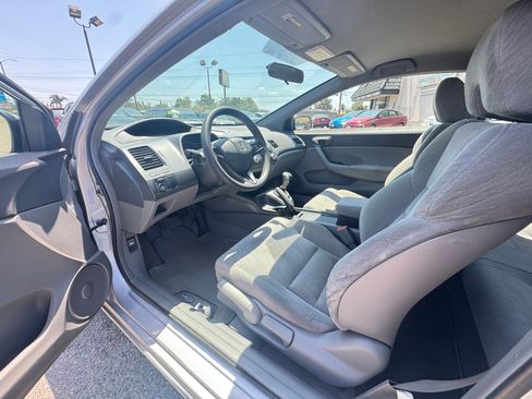 Used 2007 Honda Civic LX Coupe image 16