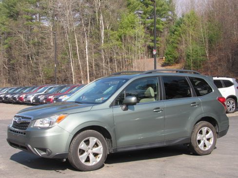 Used 2014 Subaru Forester 2.5i Limited image 2