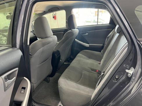 Used 2013 Toyota Prius Two image 11