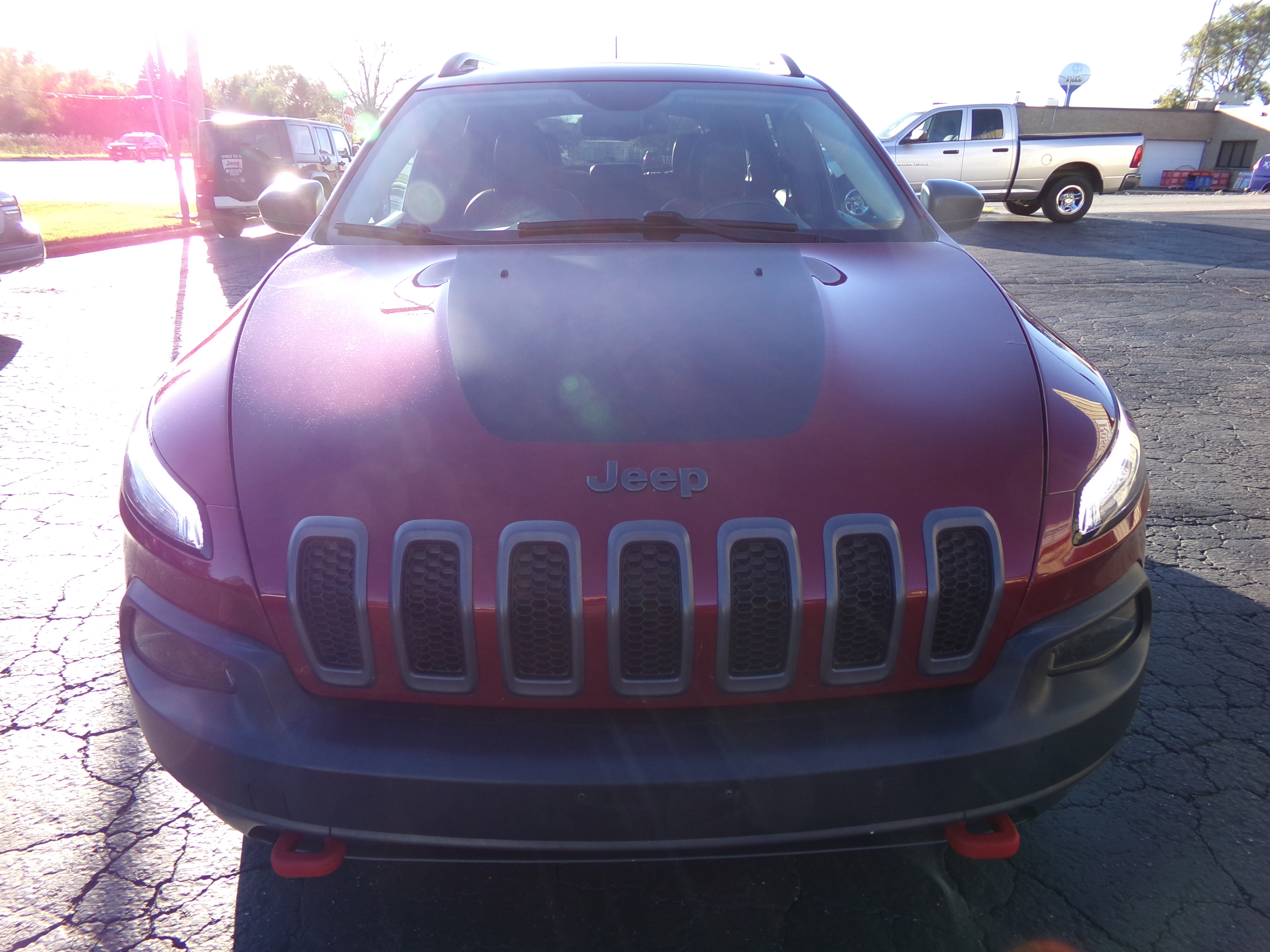 Used 2016 Jeep Cherokee 4WD Trailhawk image 8