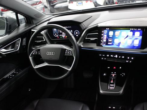 Used 2024 Audi Q4 e-tron quattro Premium Plus AWD/4WD image 35