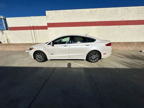 Used 2017 Ford Fusion Energi Platinum image 3
