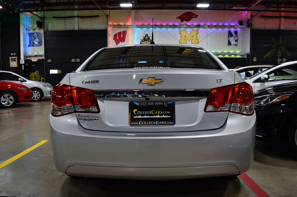Used 2014 Chevrolet Cruze LT FWD image 9
