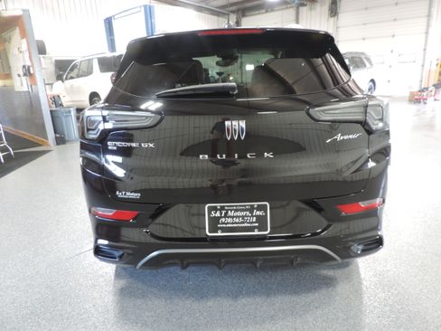 Used 2024 Buick Encore GX Avenir image 12