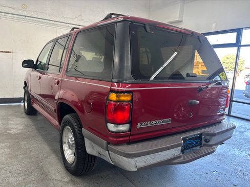 Used 1995 Ford Explorer Eddie Bauer image 5