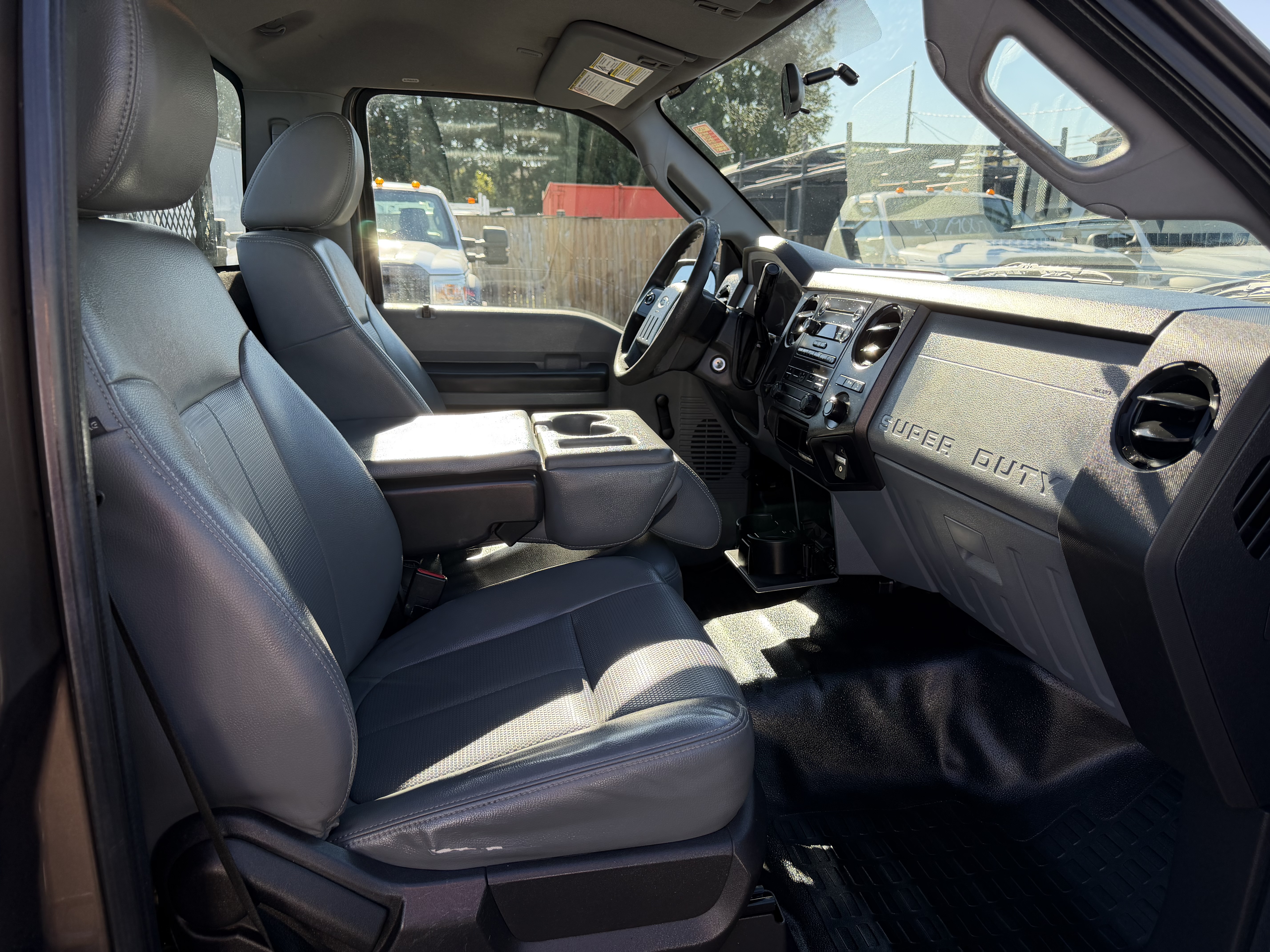 Used 2016 Ford F250 2WD Regular Cab Super Duty image 16