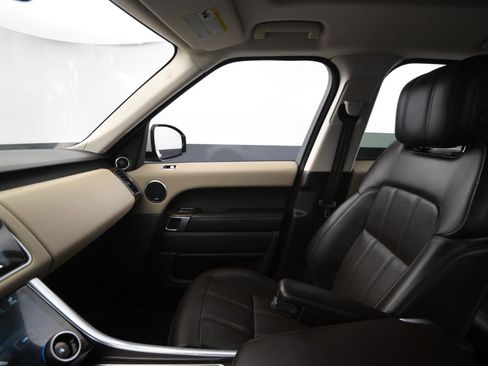 Used 2020 Land Rover Range Rover Sport HSE image 31