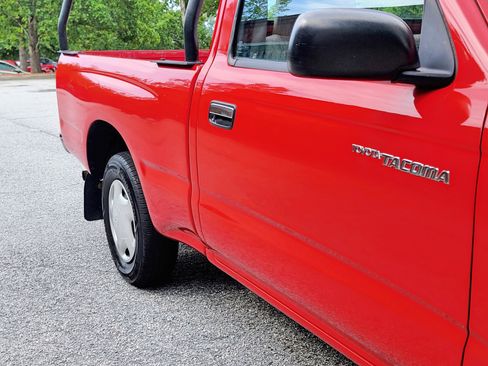 Used 1999 Toyota Tacoma 2WD Regular Cab image 17