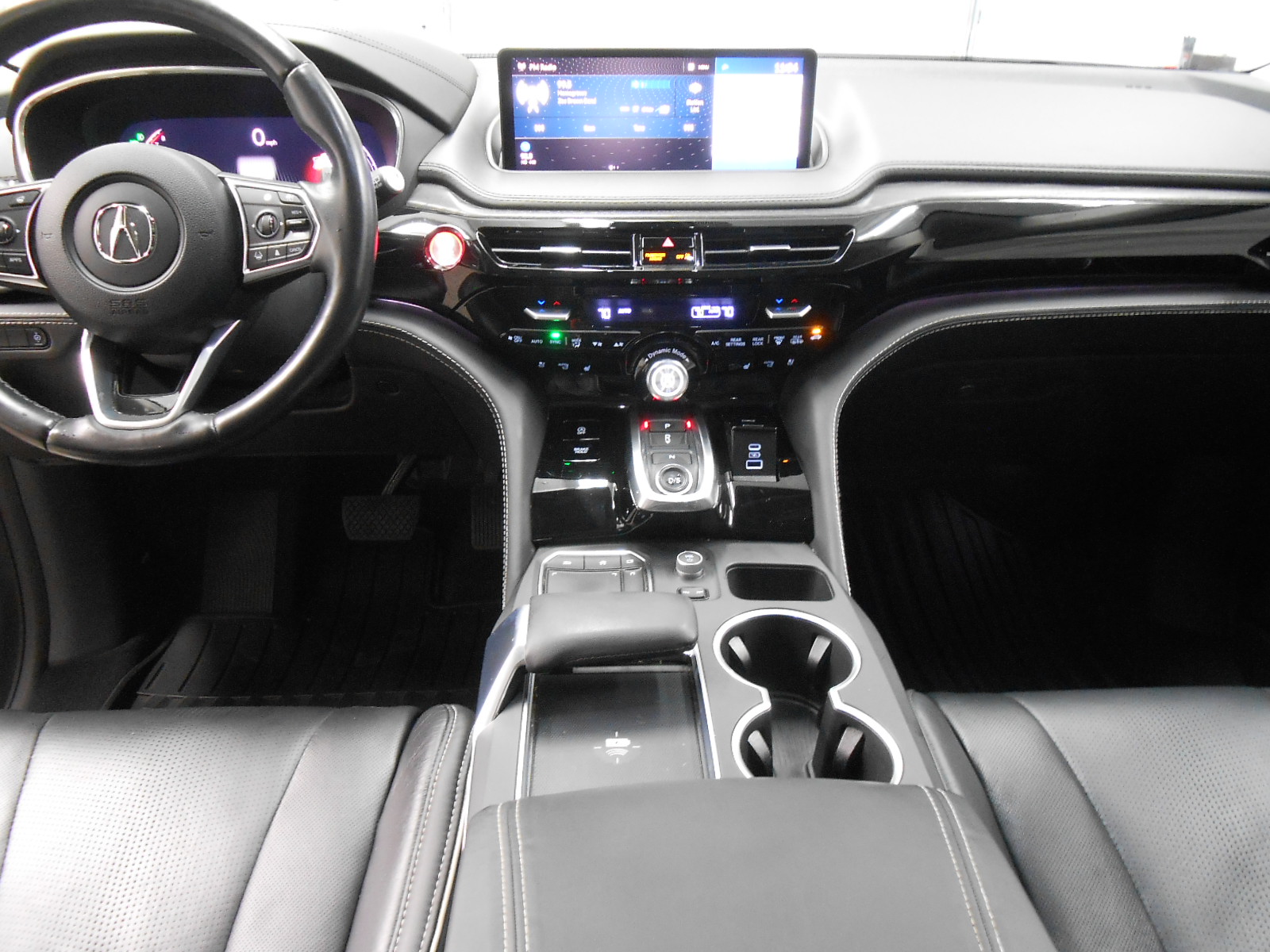 Used 2023 Acura MDX SH-AWD w/ Advance Package image 9