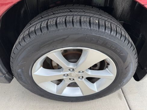 Used 2014 Subaru Outback 2.5i Limited image 25