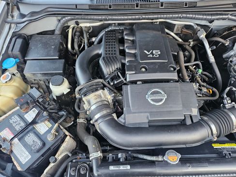 Used 2015 Nissan Frontier SV image 66