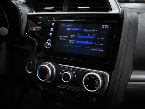 Used 2020 Honda Fit EX image 29