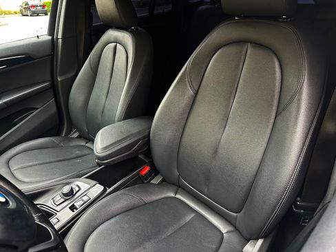 Used 2018 BMW X1 sDrive28i Sport Utility 4D FWD image 25