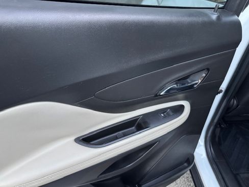 Used 2017 Buick Encore Preferred image 8