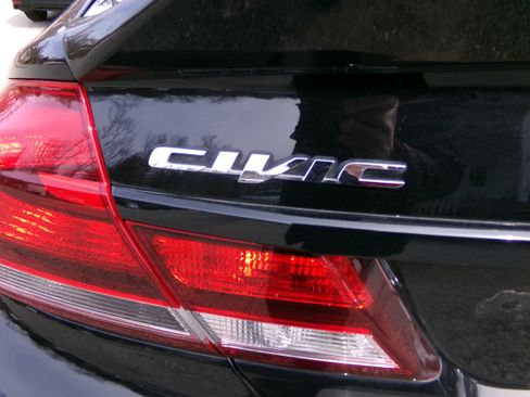 Used 2013 Honda Civic LX image 6