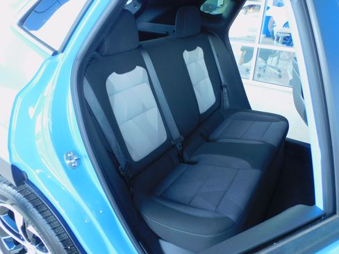 Used 2024 Chevrolet Trax RS image 20