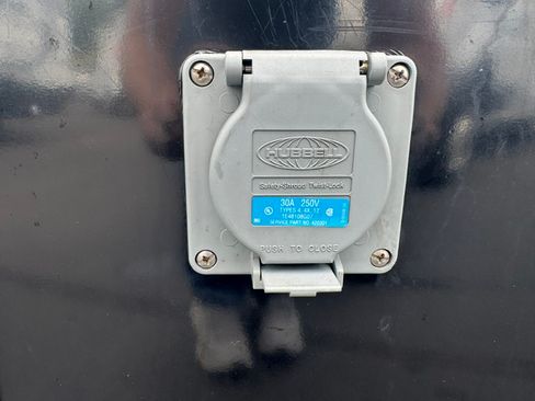 Used 2023 Ford E-350 and Econoline 350 Super Duty RWD image 30