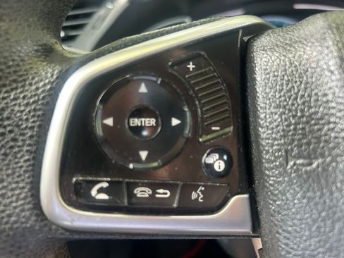 Used 2017 Honda Civic EX Sedan image 9