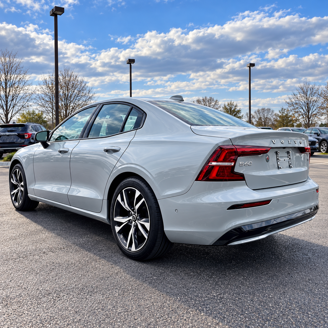 Used 2024 Volvo S60 B5 Plus FWD image 2