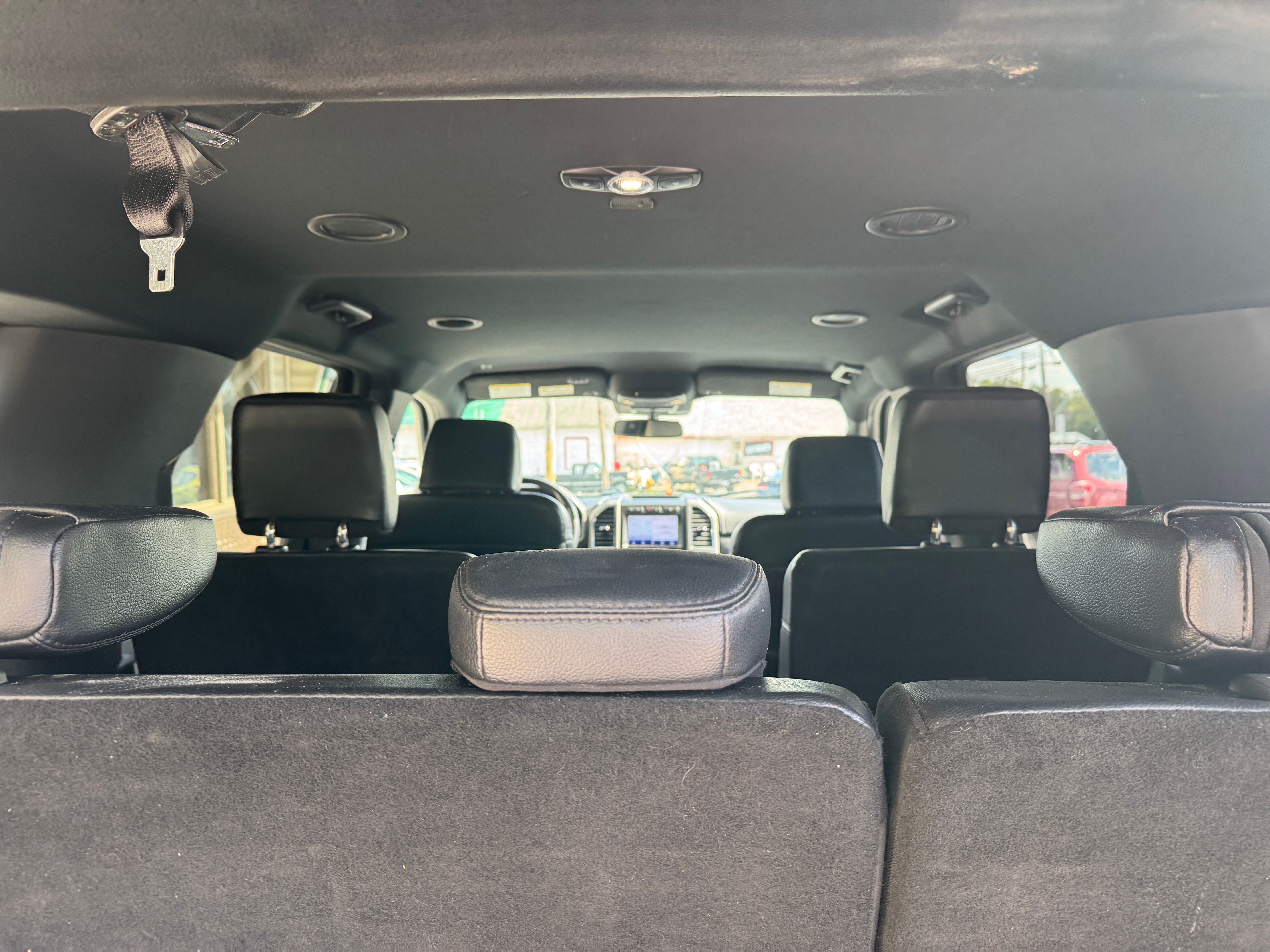 Used 2021 Ford Expedition 4WD XLT image 14
