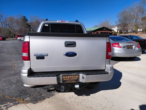 Used 2007 Ford Explorer Sport Trac Limited image 6