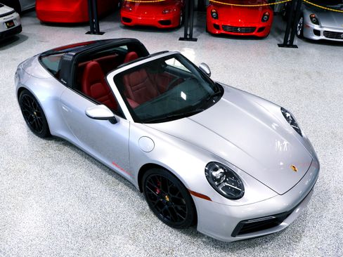 Used 2021 Porsche 911 Targa 4S image 8