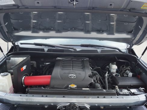 Used 2015 Toyota Tundra SR image 18