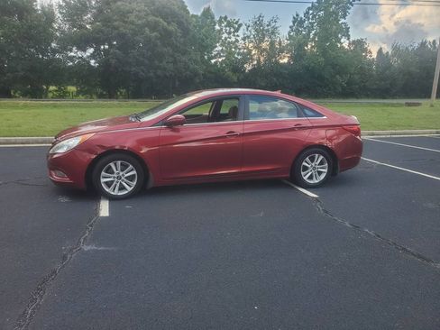 Used 2013 Hyundai Sonata GLS image 2
