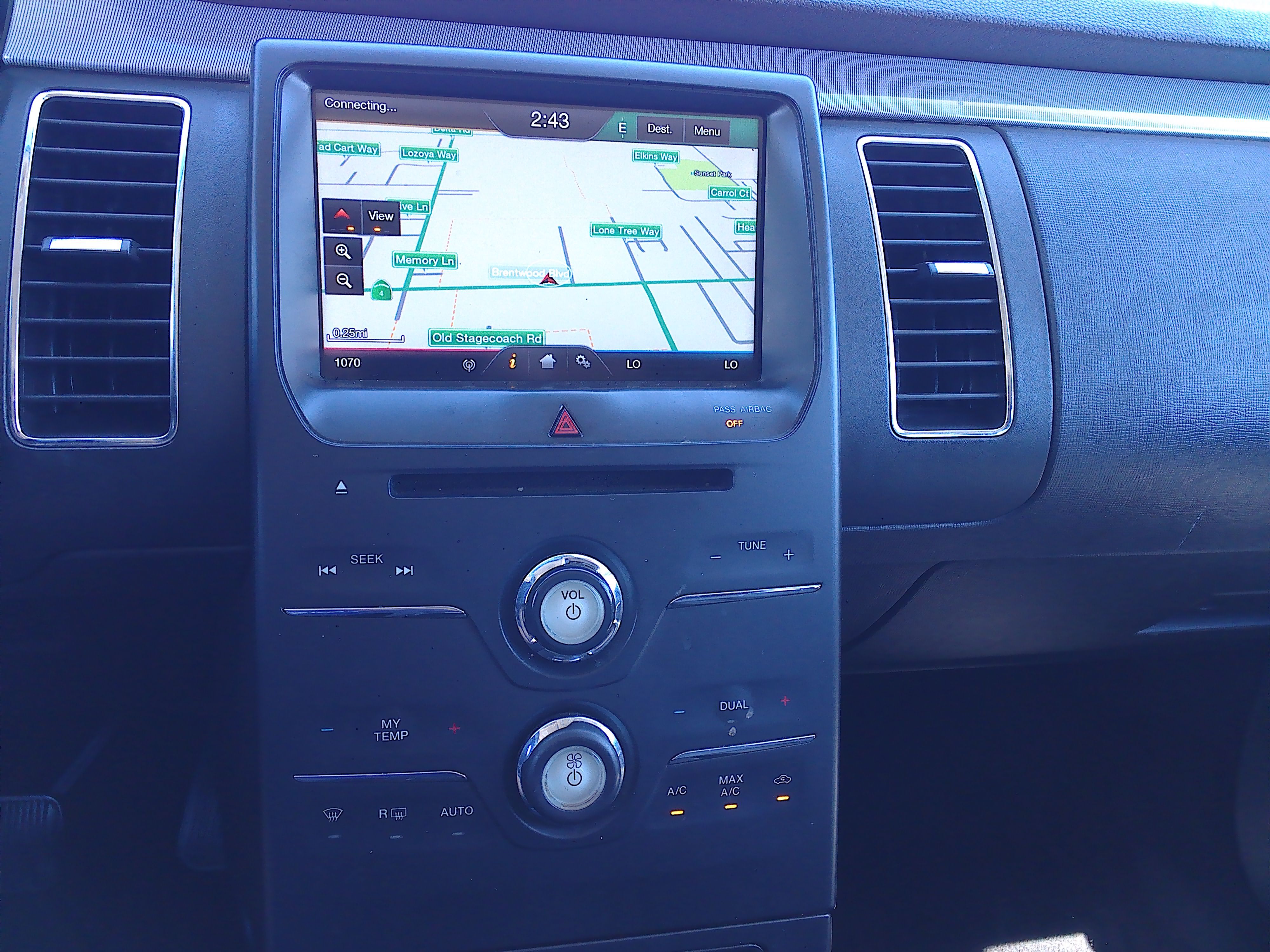 Used 2014 Ford Flex SEL FWD image 16