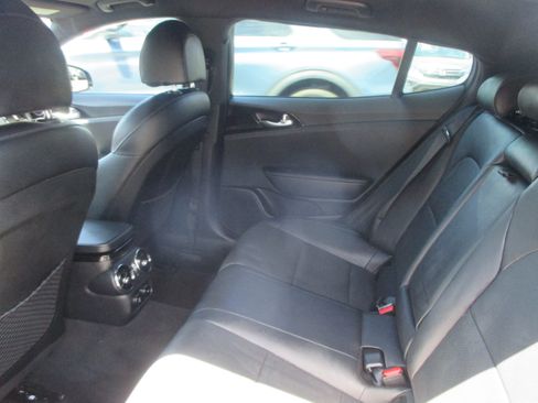 Used 2023 Kia Stinger GT-Line image 11