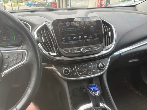 Used 2016 Chevrolet Volt Premier FWD image 14