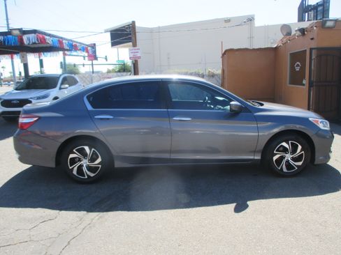 Used 2017 Honda Accord LX Special Edition image 1