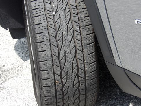 Used 2026 GMC Acadia FWD Elevation image 11
