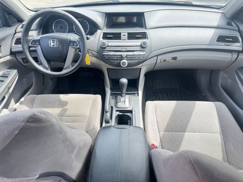 Used 2010 Honda Accord LX image 21