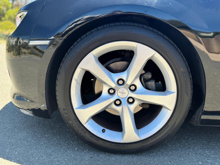 Used 2014 Chevrolet Camaro LT RWD image 18