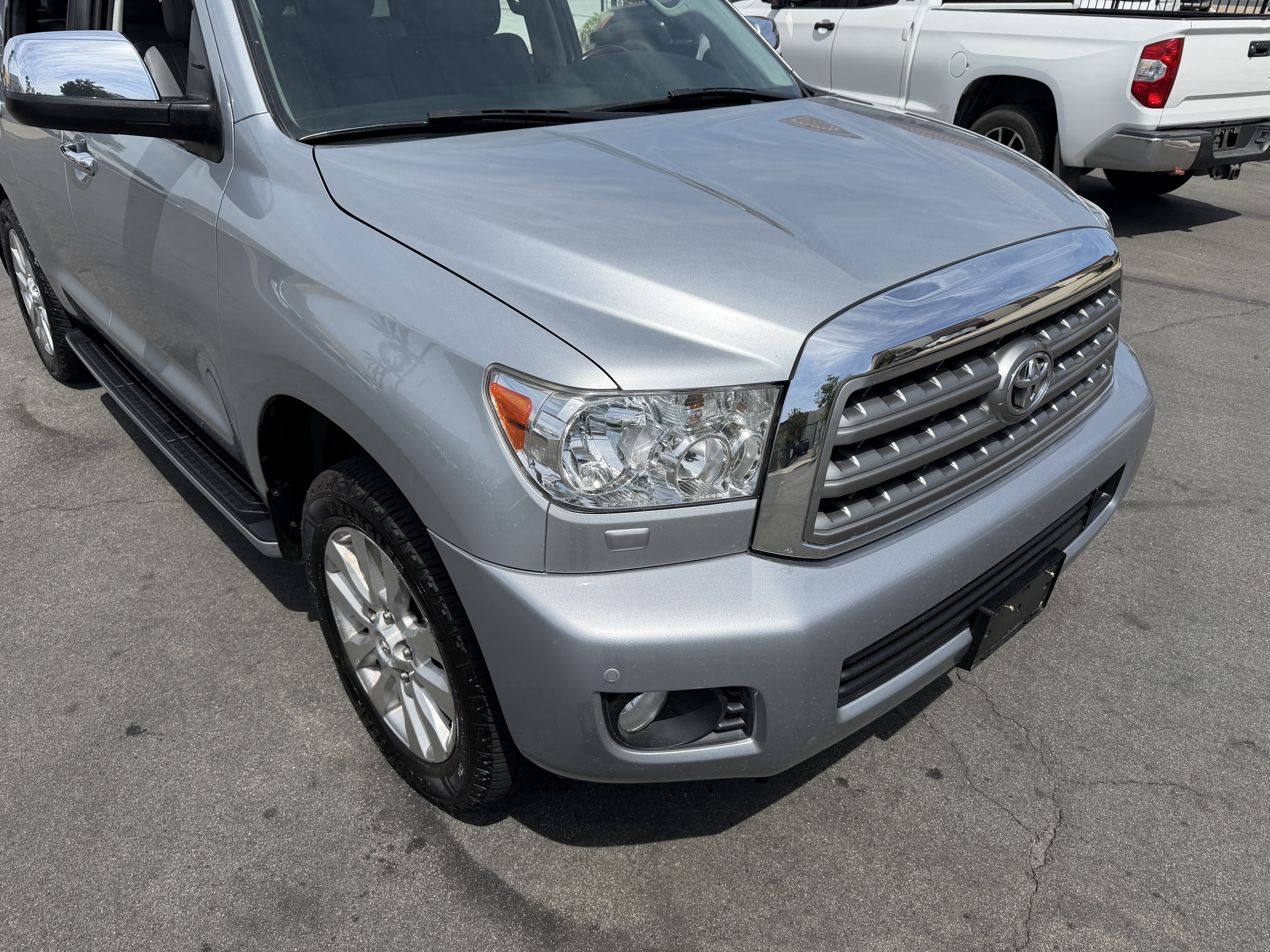 Used 2016 Toyota Sequoia Platinum AWD/4WD image 13